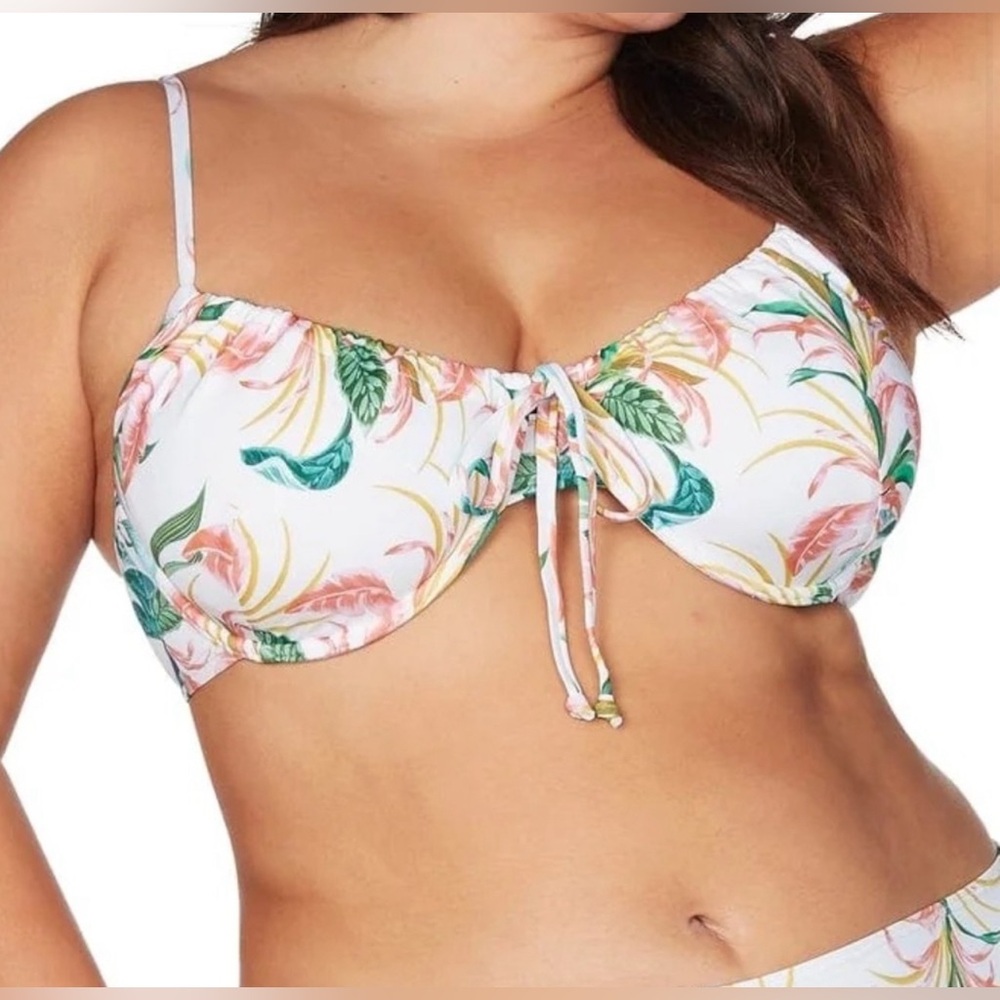 Artesands April Spritz White Degas Floral Bikini Top Sizes 14 D/DD NWT